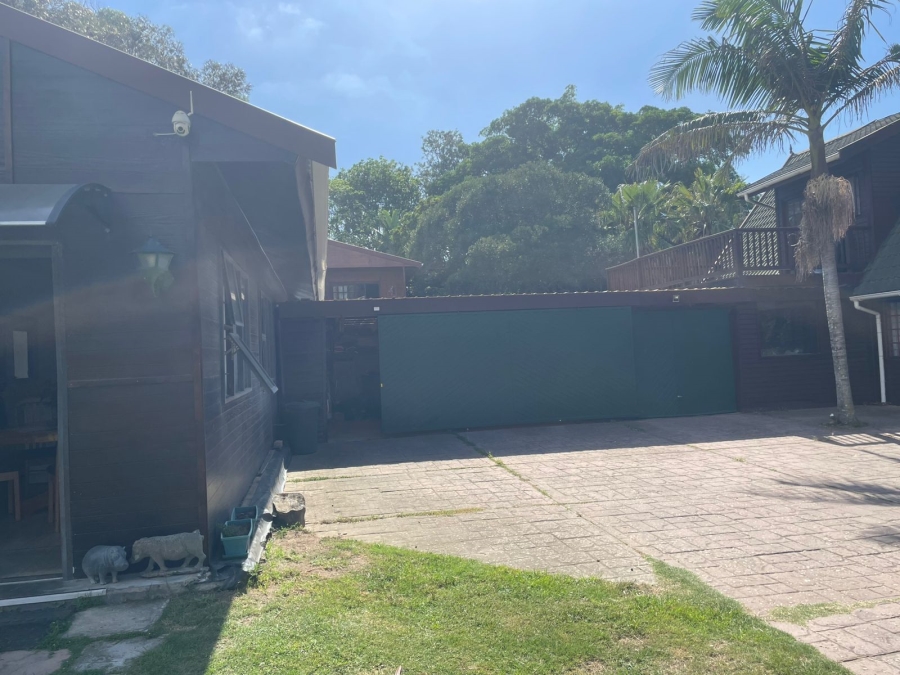 6 Bedroom Property for Sale in West Bank Eastern Cape